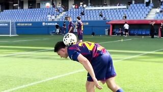 AURA vs LAURA 😂🔥 Quem Tem Mais Aura no Futebol? ⚽