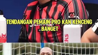 Oki rengga gak berani nangkep tendangannya pemain ini #okirengga #podcast #sepakbola #fyp