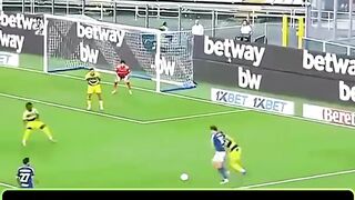 Como 1907 sukses mengalahkan Parma Calcio dengan skor tipis 2-1