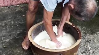 The process of making tofu among the people