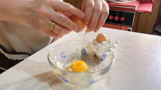 🥚 Como Fazer Chimia de Ovo | Receita Caseira da Vovó