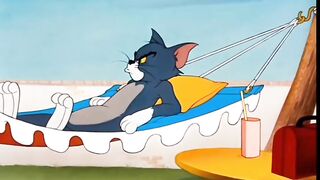 Tom Chases Jerry Into the Water… HUGE Mistake! 😂💦
