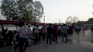 Riding Ahmedabad’s Historic Lake Train 🇮🇳 (Atal Express)