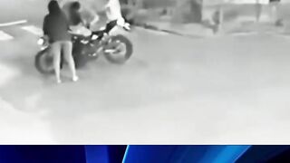 Bizarre News #BizarreNews #Viral 823