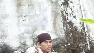 Kirain santy ternyata santo