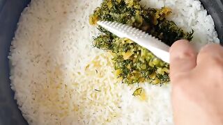 Resep Nasi Daun Jeruk Rice Cooker, Wanginya Semerbak Bikin Nambah Terus!