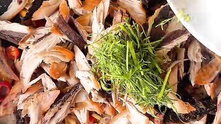 Resep Tongkol Suwir Sambal Matah, Pedas Segar Bikin Boros Nasi!