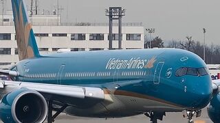 🇻🇳 Vietnam Airlines A350-900 TAKEOFF at Frankfurt Airport 🔊