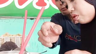 Umur hanyalah angka, tapi cinta dan kebersamaan ini selamanya. 🥹❤️