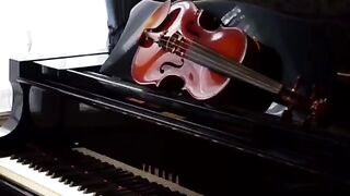 Still hillsong-violin