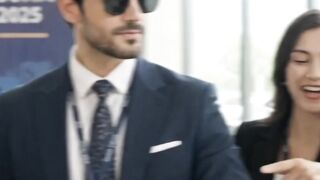 Olive Watch: ⌚ CLASSIC STYLE. MODERN YOU.