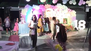 Eilesh dance moves