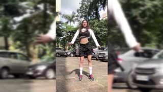 Indian Girl Isha Gidwani Dance 8
