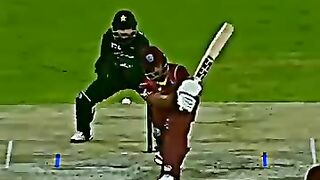 Shadab_Khan_excellent_catch_againtsWestindies