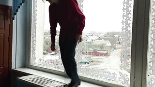 Dance on the window
