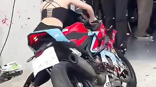 Huge congratulations to the lovely lady on her new motorcycle.