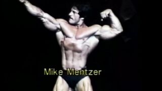 Mike Mentzer..Treinando triceps.