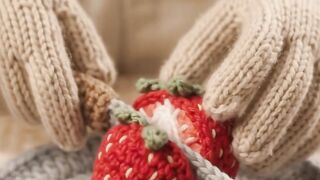 2 Strawberry Cream