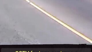 CCTV: Three Motorcyclists Crash After Diesel Spill on Road in Gunungkidul