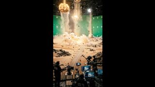 FILMMAKING DESERT EXPLOSIONS 191