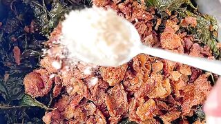 Resep Nasi Kulit Crispy Bayam Gurih Pedas, Rasanya Beneran Pecah!