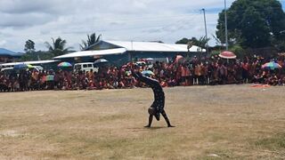 Snake Man Stuns PNG crowds during the 51st Independence Anniversary Celebration! Part 1.