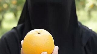 কি বন্ধুরা মাল্টা ফল খাবে