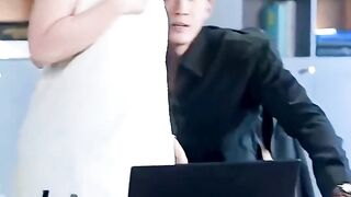《离婚后，她终于遇见了更好的男人❤️✨》  描述：