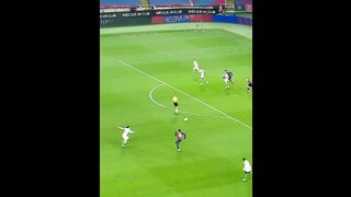 Yamal DESTROYED Real Betis