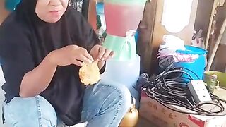 Bakwan goreng kremes
