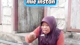 Video komedi