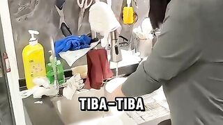 Hadiahnya Bikin Istrinya Kecewa😂