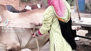 Bhalwalpire woman