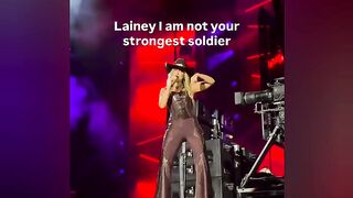 Lainey Wilson Live Performance - Listening On Spotify Wasn't Enough! 🤠✨