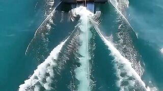 Berselancar Air