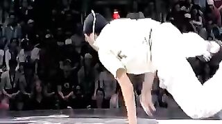 B boy lilou campeão mundial