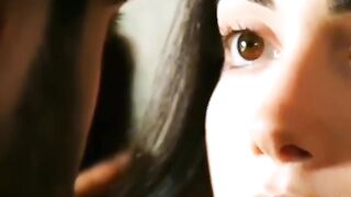 Teri Aankhun men men khone laga love Status