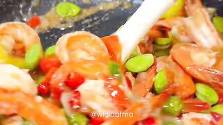 Resep Udang Petai Pedas Manis Praktis, Menu Boros Nasi!