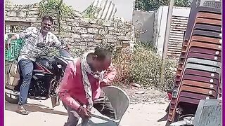 The "Overacting" Chair Seller