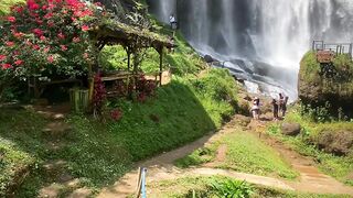 Air terjun Indonesia indah banget