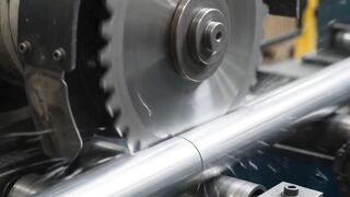“From raw metal to a fully assembled bicycle! 🚲🔥 See how a cycle is made inside a modern factory!”