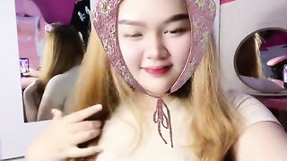 boobs blonde