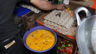 Nasi Goreng Gila Gondrong Obama is a legendary fried rice cart in the Menteng area of ​​Central Jakarta