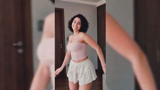 Indian Girl Dr Aria Dance