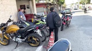RAPAZ PASSOU POR VARIOS MECÂNICO  PARA AJEITAR SUA MOTO