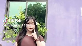 Cute Girl in the Garden 🌿🤎 | Sweet & Simple Vibes
