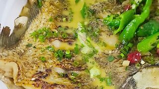 Just Look at That Sauce—It’s Making Me Hungry! Who Would Try This? 😋