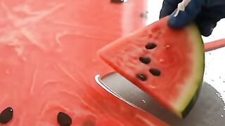 Fruit satisfying ASMR