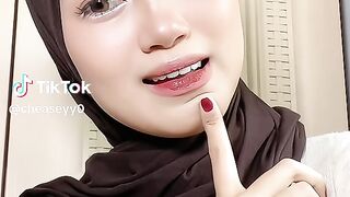 Intoduction Juni Fariska Tiktoker From Indonesian
