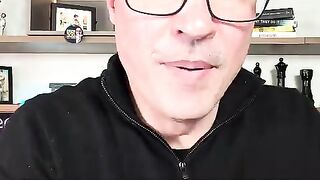 ESTOU NAS URNAS, MAS SEM VOZ PARA FAZER CAMPANHA